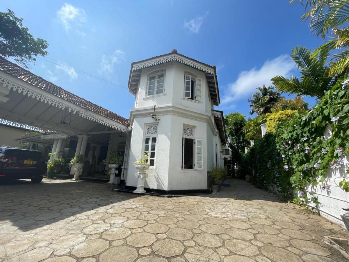 Beverly Villa 마운트 라비니아 외부 사진